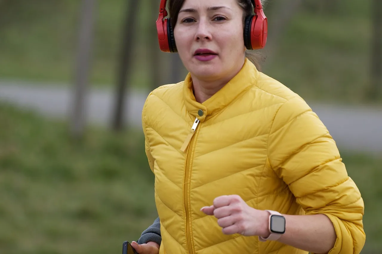 woman, running, exercise, fitness, wellness, earphones, smartphone, outdoors, earphones, earphones, earphones, earphones, earphones