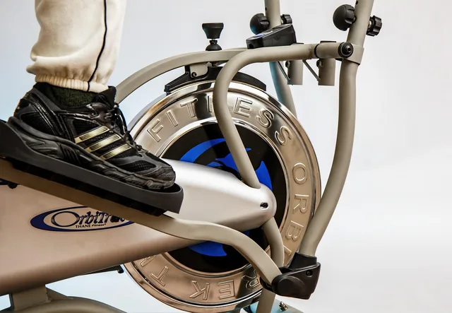 gym, exercise, fitness, workout, training, health, healthy, weight loss, fit, cardiovascular, orbitrek, gym, weight loss, weight loss, weight loss, weight loss, weight loss, cardiovascular. Reviewing fitness platforms, providers and agencies with health claims on their own track